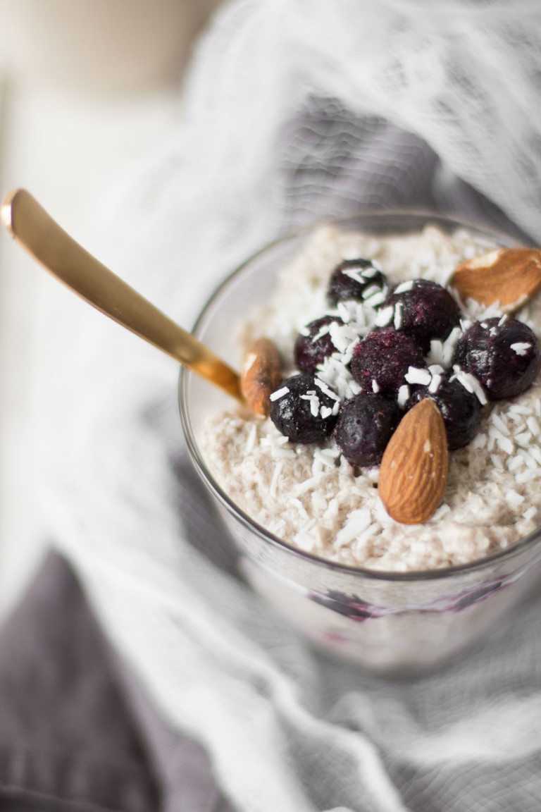 cashew milk recipe with chia seed pudding