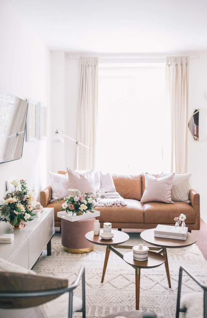 How To Create Your Very Own Living Room Sanctuary | The Blondielocks ...